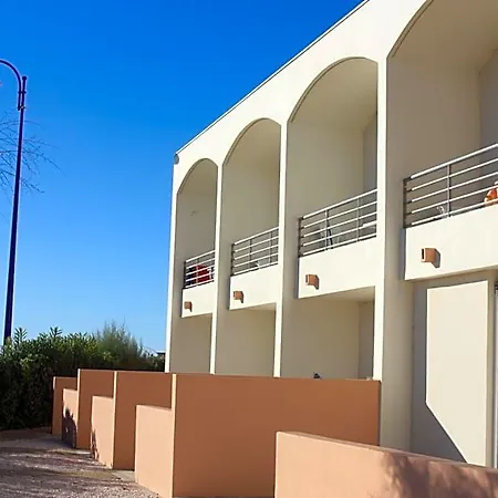 Apartahotel Les Stoechades 2*