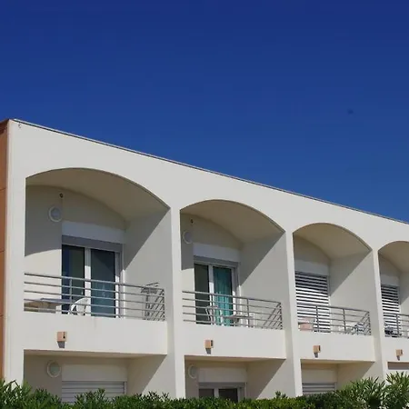 Apartahotel Les Stoechades Hyères