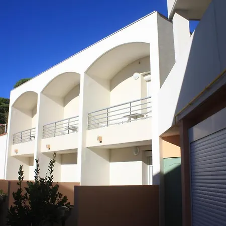 Aparthotel Les Stoechades 2*