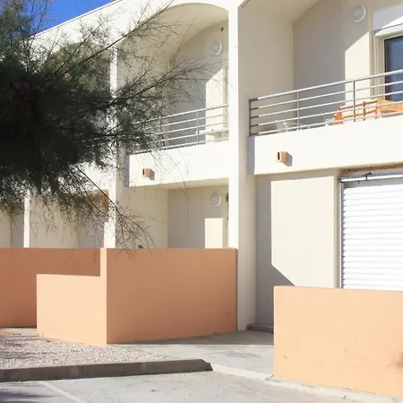 Les Stoechades Apart-hotel 2*