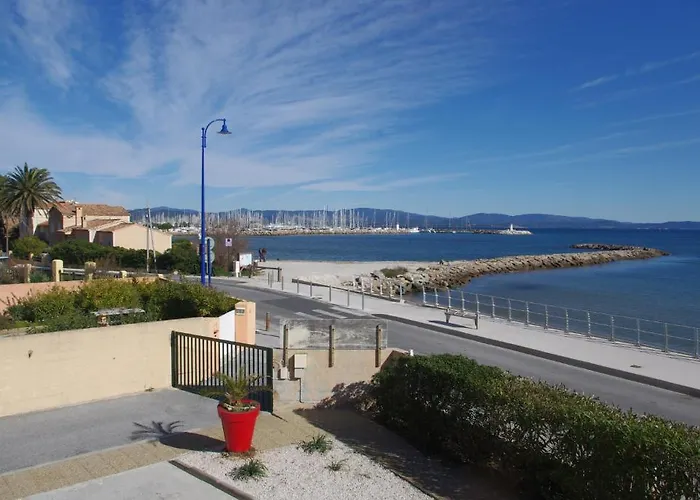 Les Stoechades Aparthotel Hyères