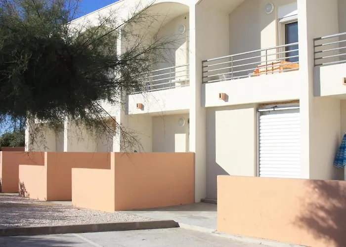 Les Stoechades Aparthotel 2*